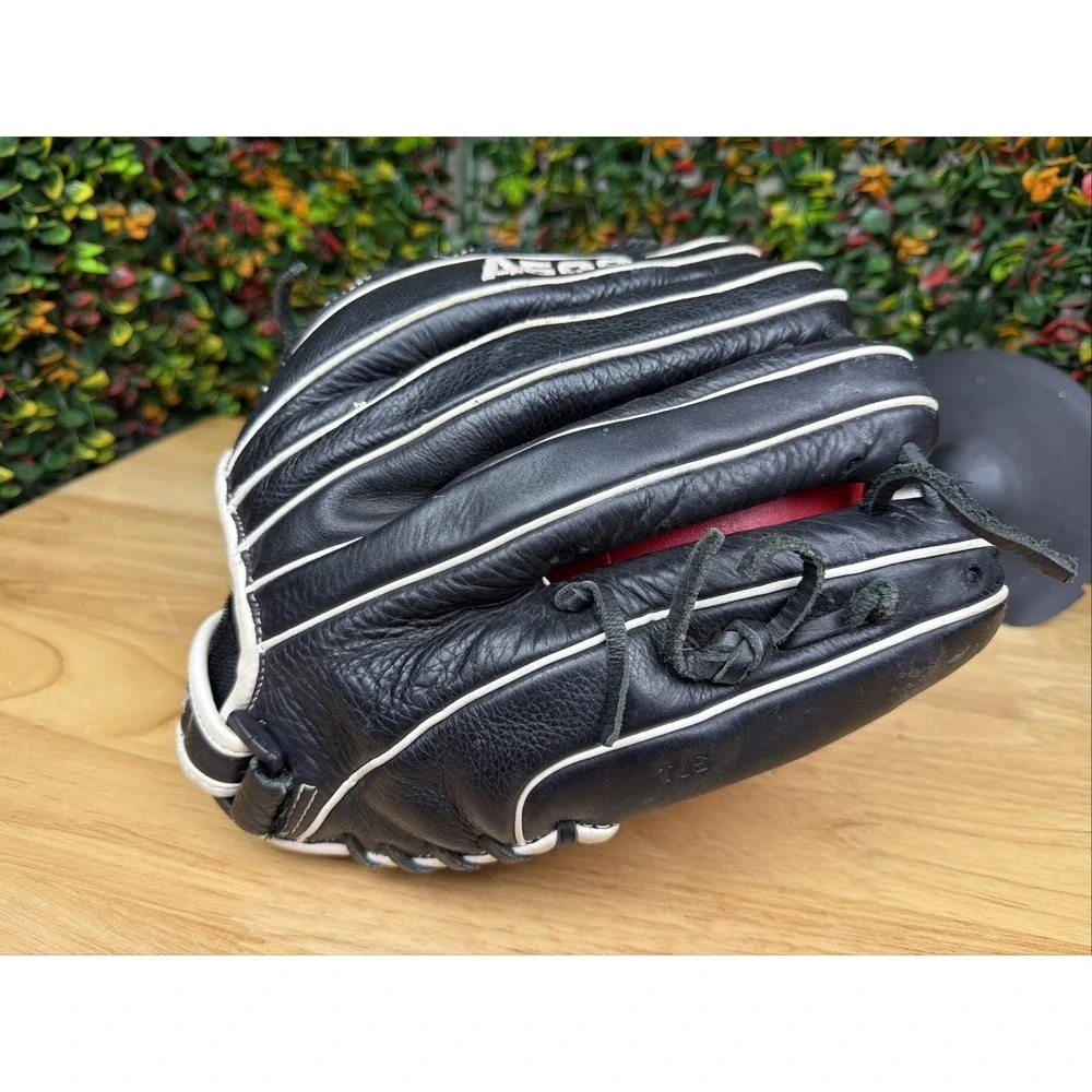 Wilson A500 Left Handed Baseball Glove -Siren-Strap-12